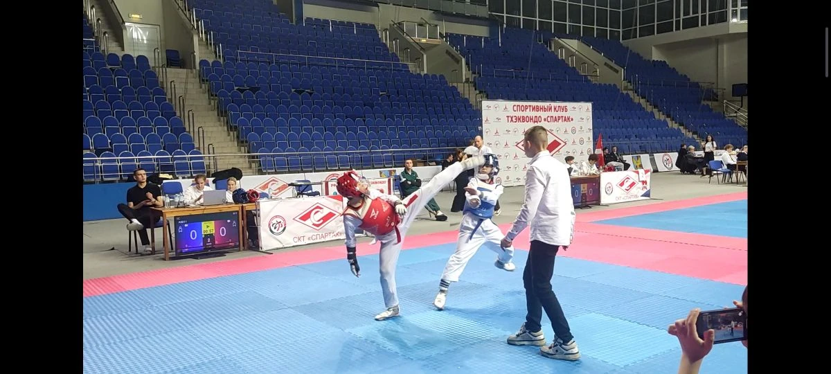 🏆 Гордость нашей школы!  Поздравляем ученика 5в класса Смеяна Никиту с блестящей победой на Детско-ю