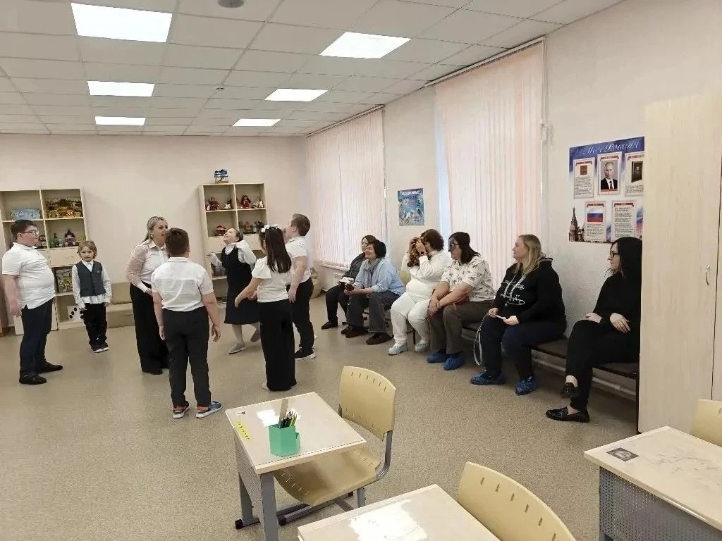 📚 День открытых дверей в нашей школе: родители, дети и специалисты вместе!