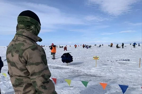 В Бурятии росгвардейцы обеспечили безопасность фестиваля «Байкальская рыбалка 2026»   🛡 Перед начало