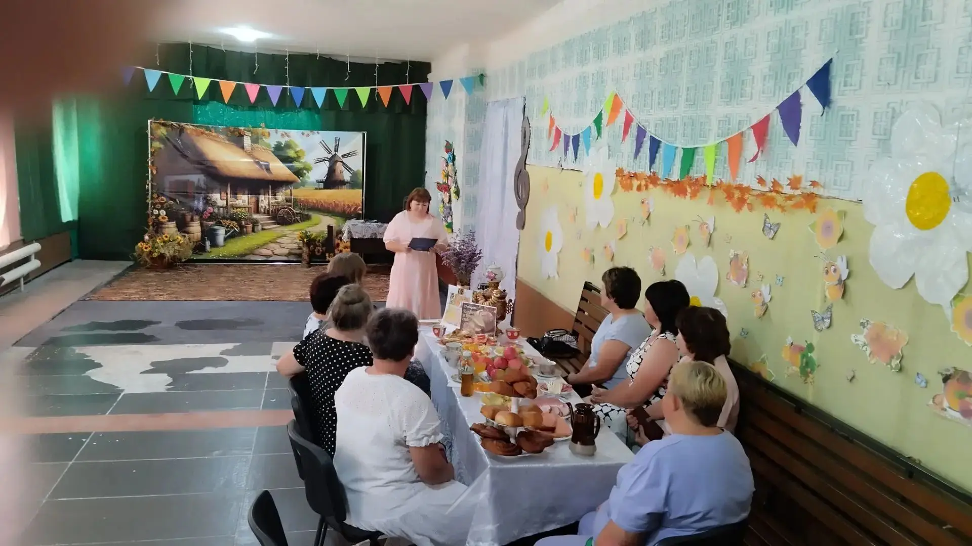 19 августа в Павленковском СДК прошла теплая встреча для жителей села   «Посидим рядком...