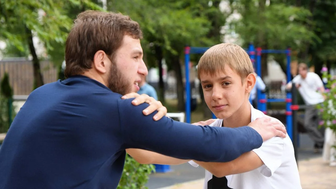 💪 Зарядка с чемпионом!