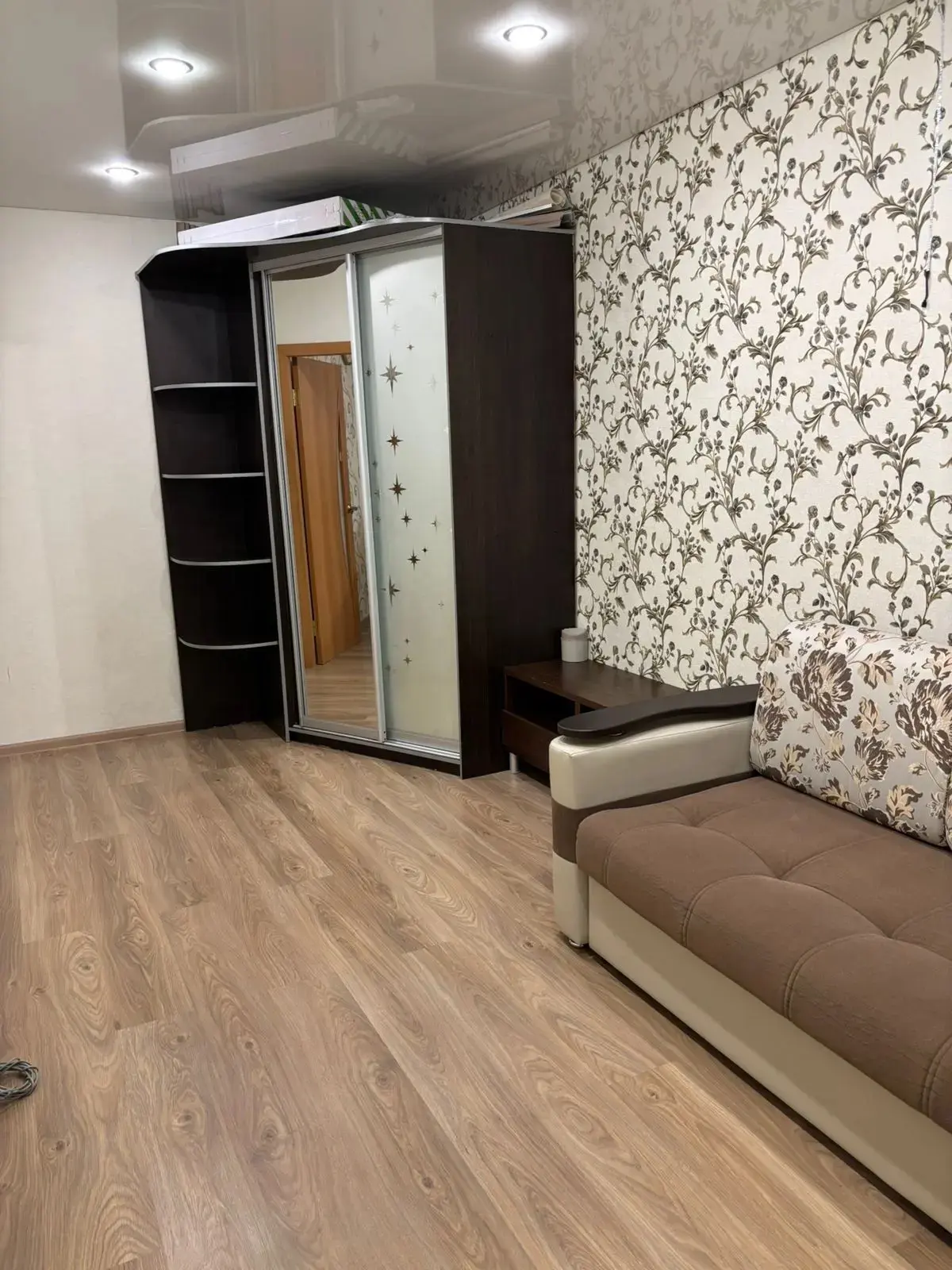 Г Казань Сдаём 2-х комнатную квартиру по улице ГАРИФЬЯНОВА, 38. В шаговой доступности метро ПРОСПЕКТ