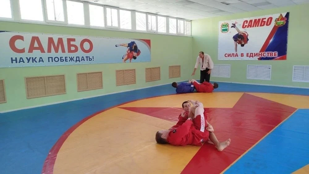 Спортивный Донбасс: Амвросиевка в центре активного движения

На прошлой неделе Амвросиевка вновь под