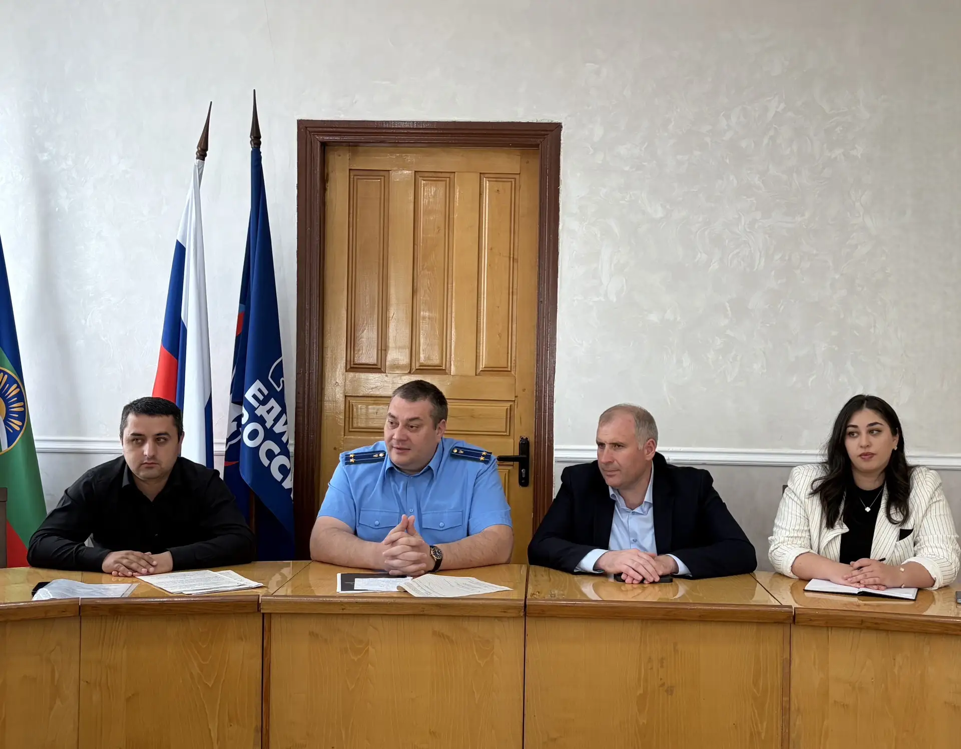 Сегодня состоялось очередное заседание административной Комиссии Урупского района. В хо...