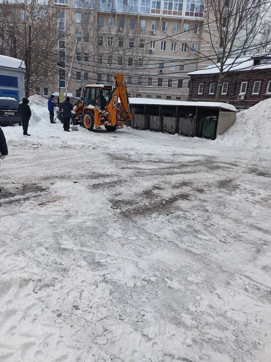 После очередного снегопада продолжаем работать в усиленном режиме — стараемся как можно быстрее наве