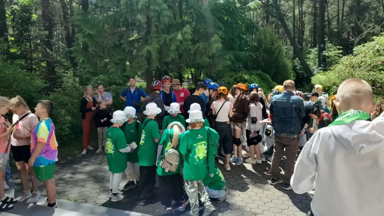 🏕️6 июня на территории Визит-центра Национального парка «Куршская коса» состоялся экол...