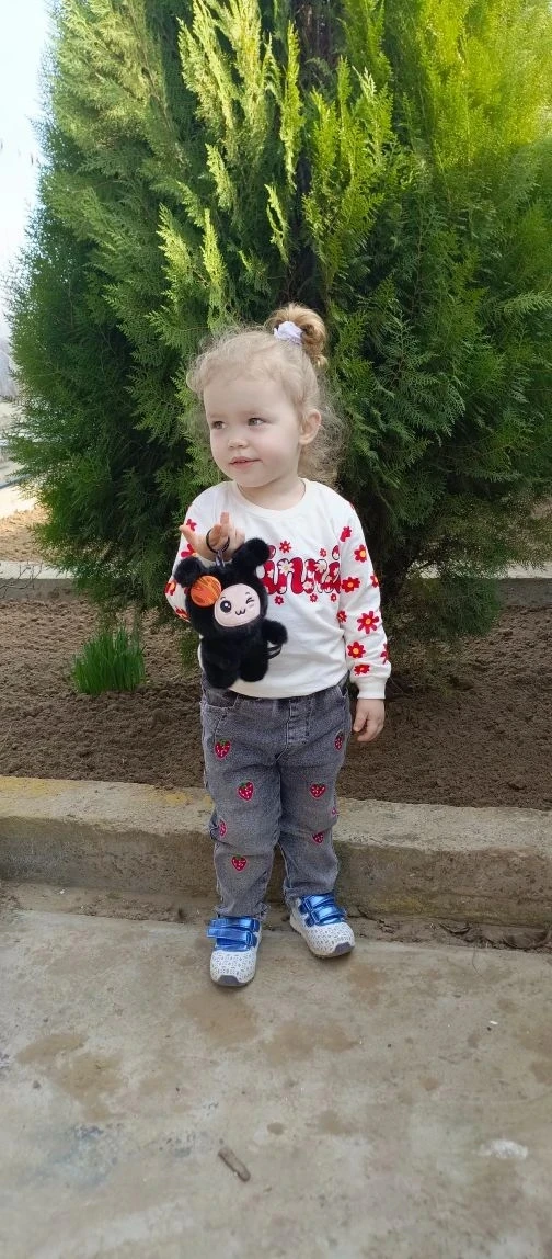 Чтобы Есенюха не кривлялась в кадре,такое бывает редко. 😉😘