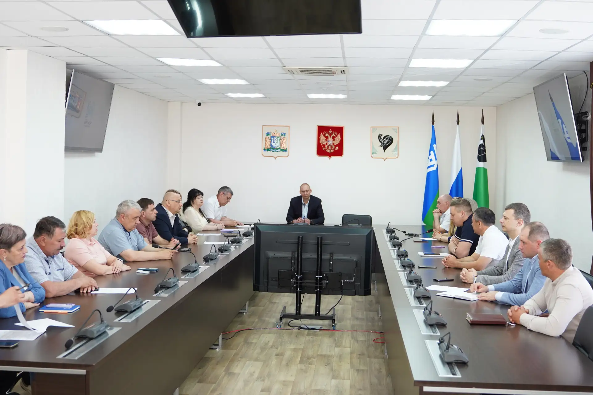 Сегодня специалисты социальных служб отмечают свой профессиональный праздник. В Мегионе...