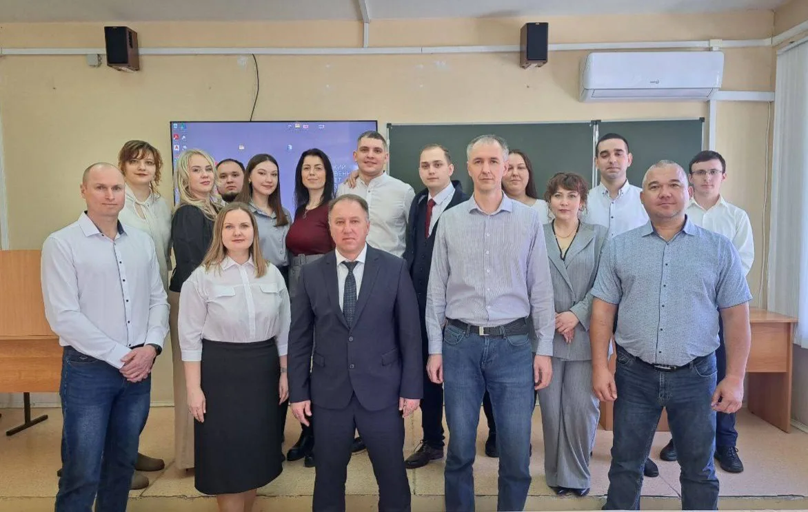 🎓 19 февраля на кафедре «Электроснабжение железнодорожного транспорта» (ЭСЖТ) состоялись защиты выпу