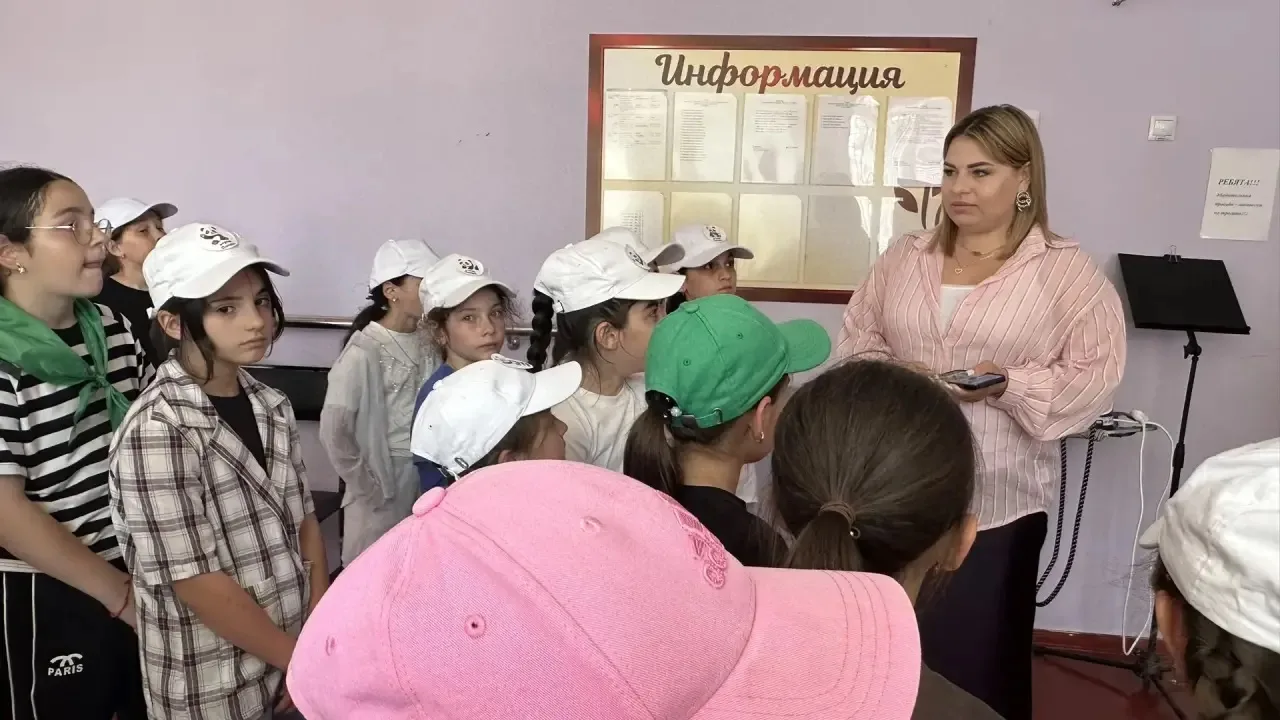 В пришкольном лагере прошёл яркий и увлекательный День музыки, песен и танцев. В этот д...