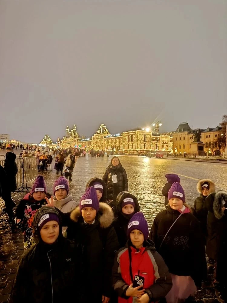 Ученица нашей школы, 3 "Б" класса, Люба Рихтер стала участницей праздничного мероприятия – Кремлёвск