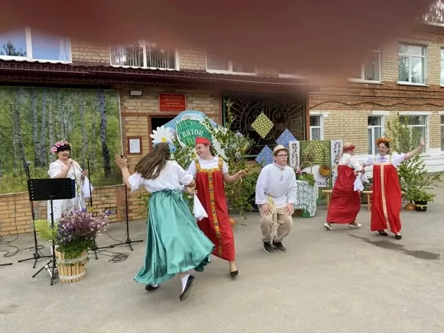 31 мая работником Шлипповского СДК и Шлипповской модельной библиотеки провели фольклорн...