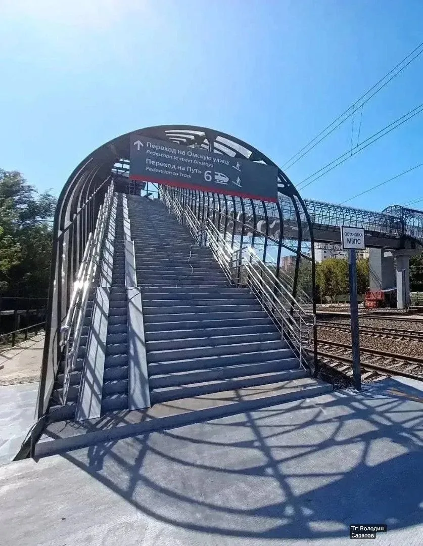 ❗️ В Саратове открыли современный пешеходный мост с лифтами