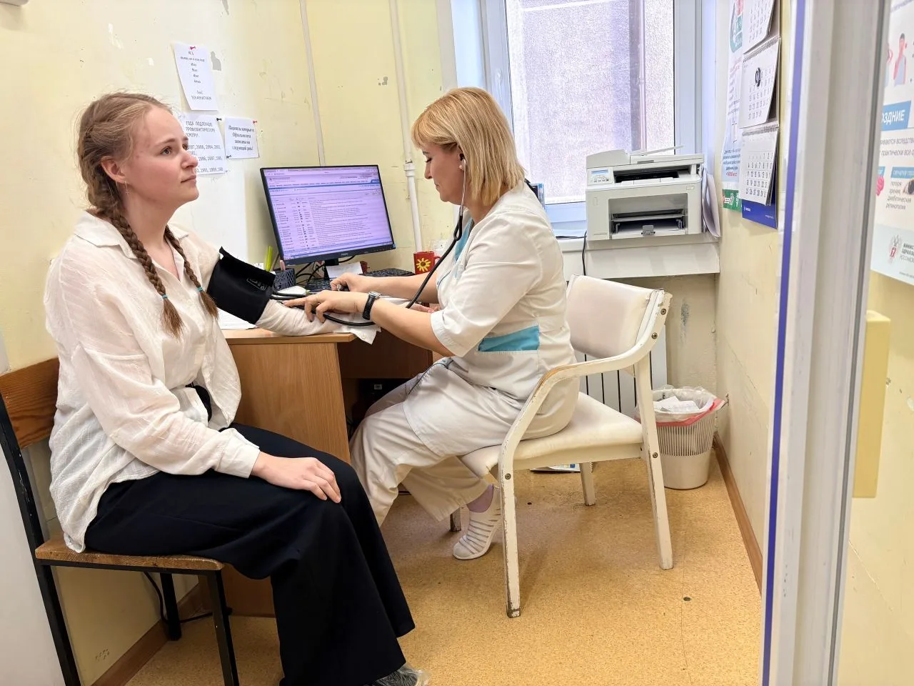 🏥 Сегодня мы со старшеклассниками 9-11 классов совершили экскурсию в Центральную район...