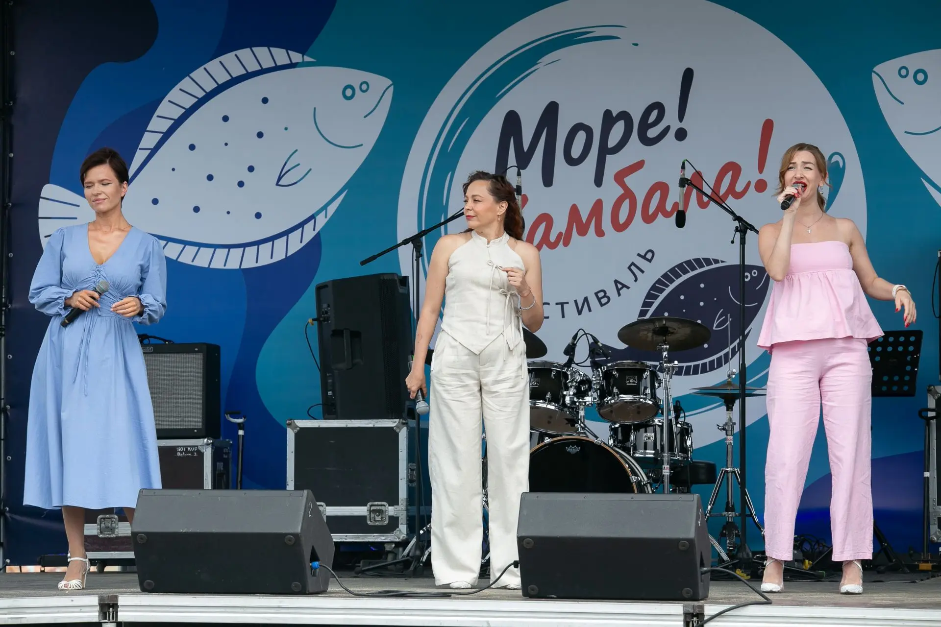 🐟Фестиваль «Море! Камбала!» в пятый (юбилейный) раз собрал гостей на набережной Рица! ...