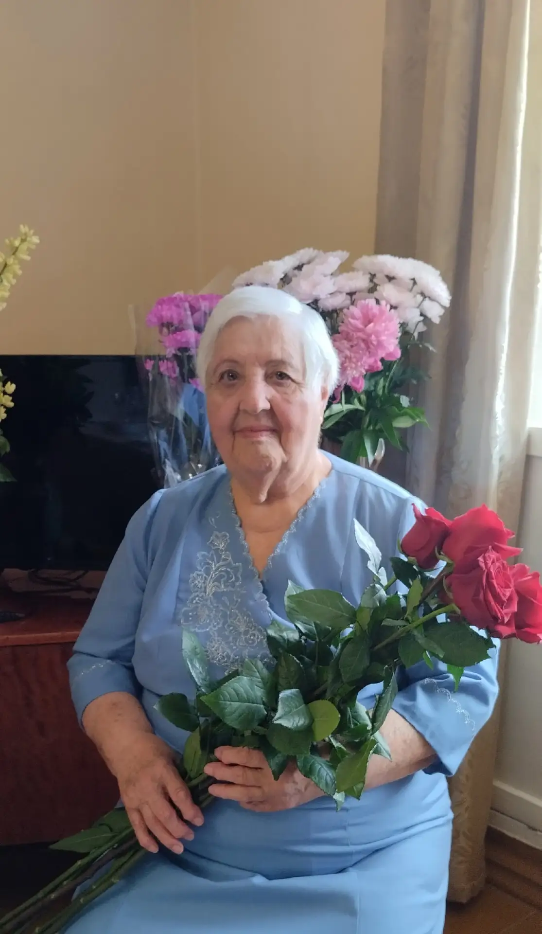 Сегодня юбилей 90 лет у Кочневой Зинаиды Максимовны.
Зинаида Максимовна окончила Камышловское медици