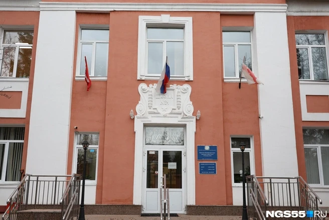 В Омске рядом со школами запретят продавать табак и вейпы. Проект постановления опублик...
