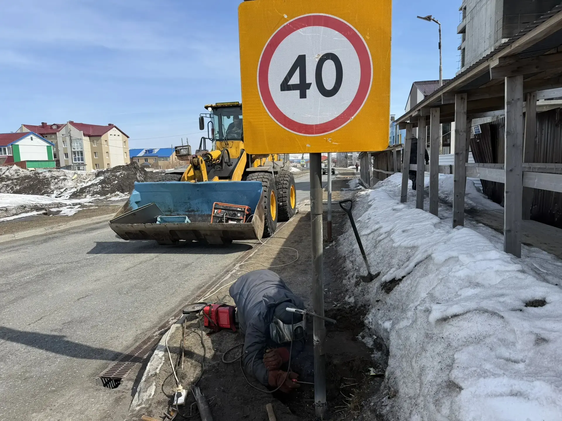 🚧 Последствия циклона: дорожные службы работают!