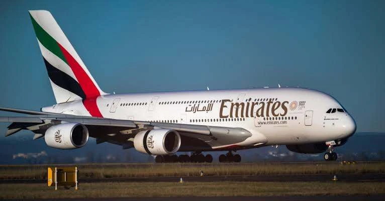 Emirates разрешила бесплатно переносить поездки в Дубай сколько угодно раз