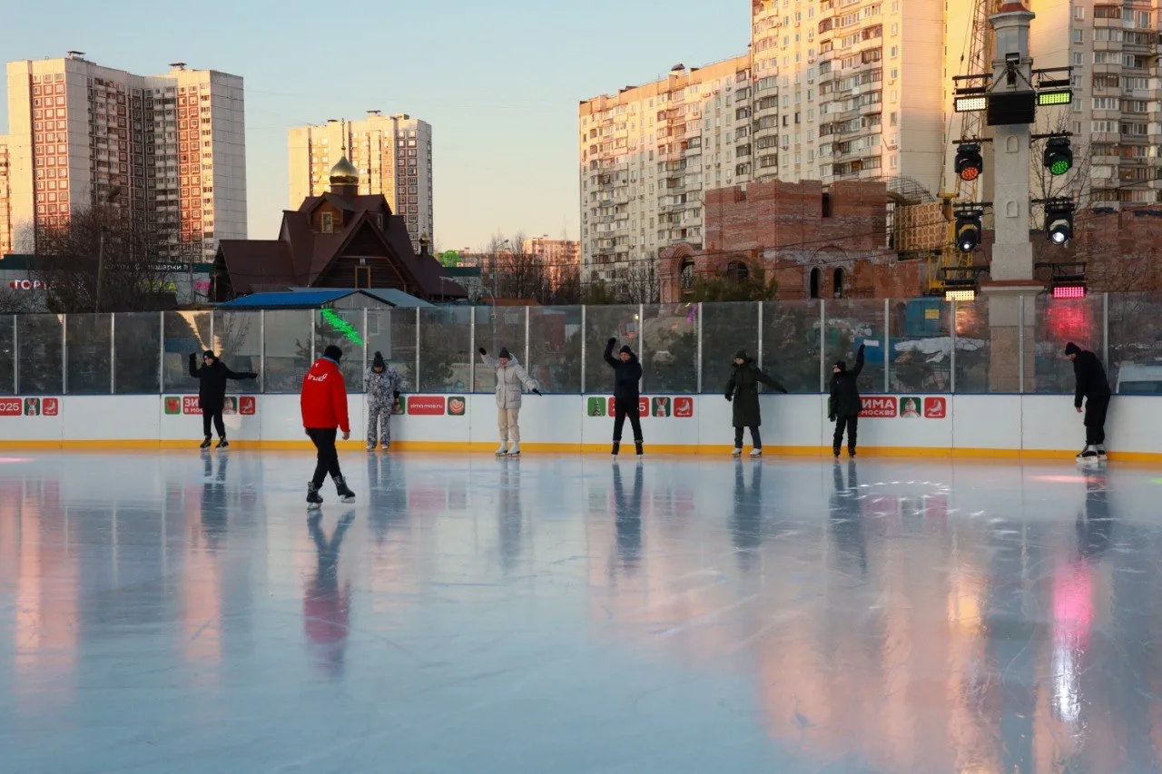 🤩Ловите подборку тренировок нашего проекта в Зеленограде!  Зима в разгаре, выбирайте то, что по душе