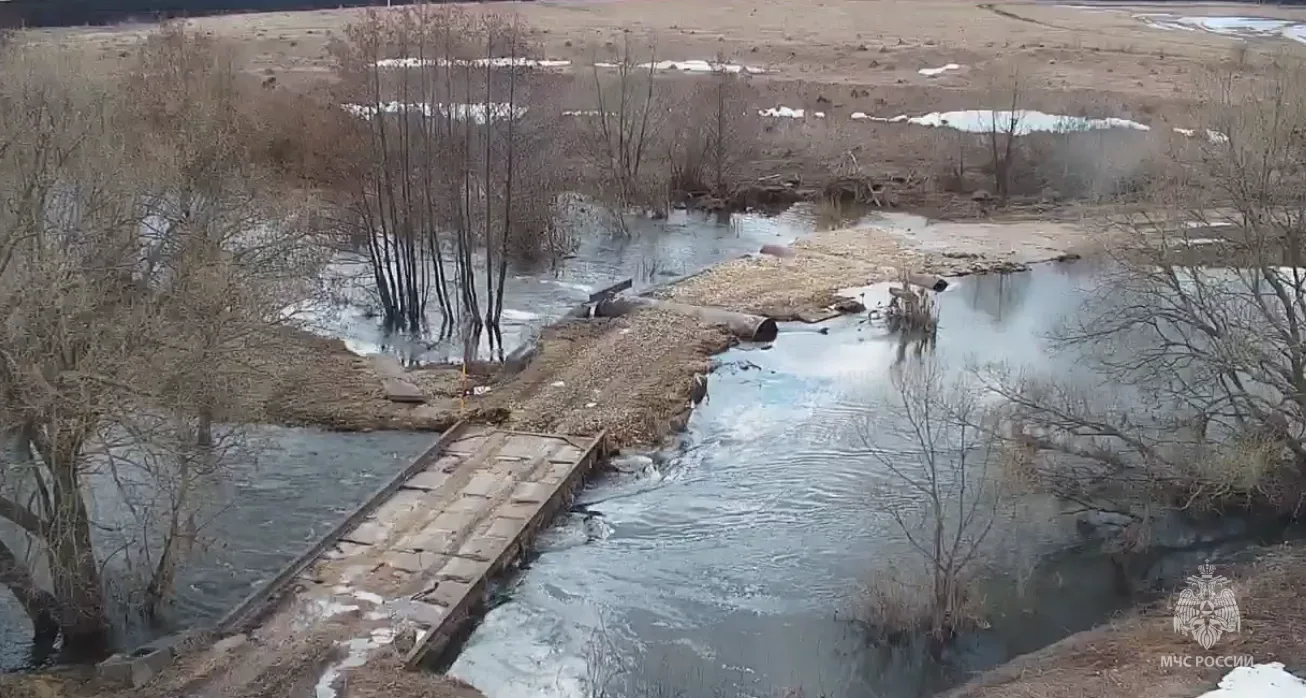 В Кимовском и Одоевском районах освободились от воды низководные мосты  8 апреля освободились от вод