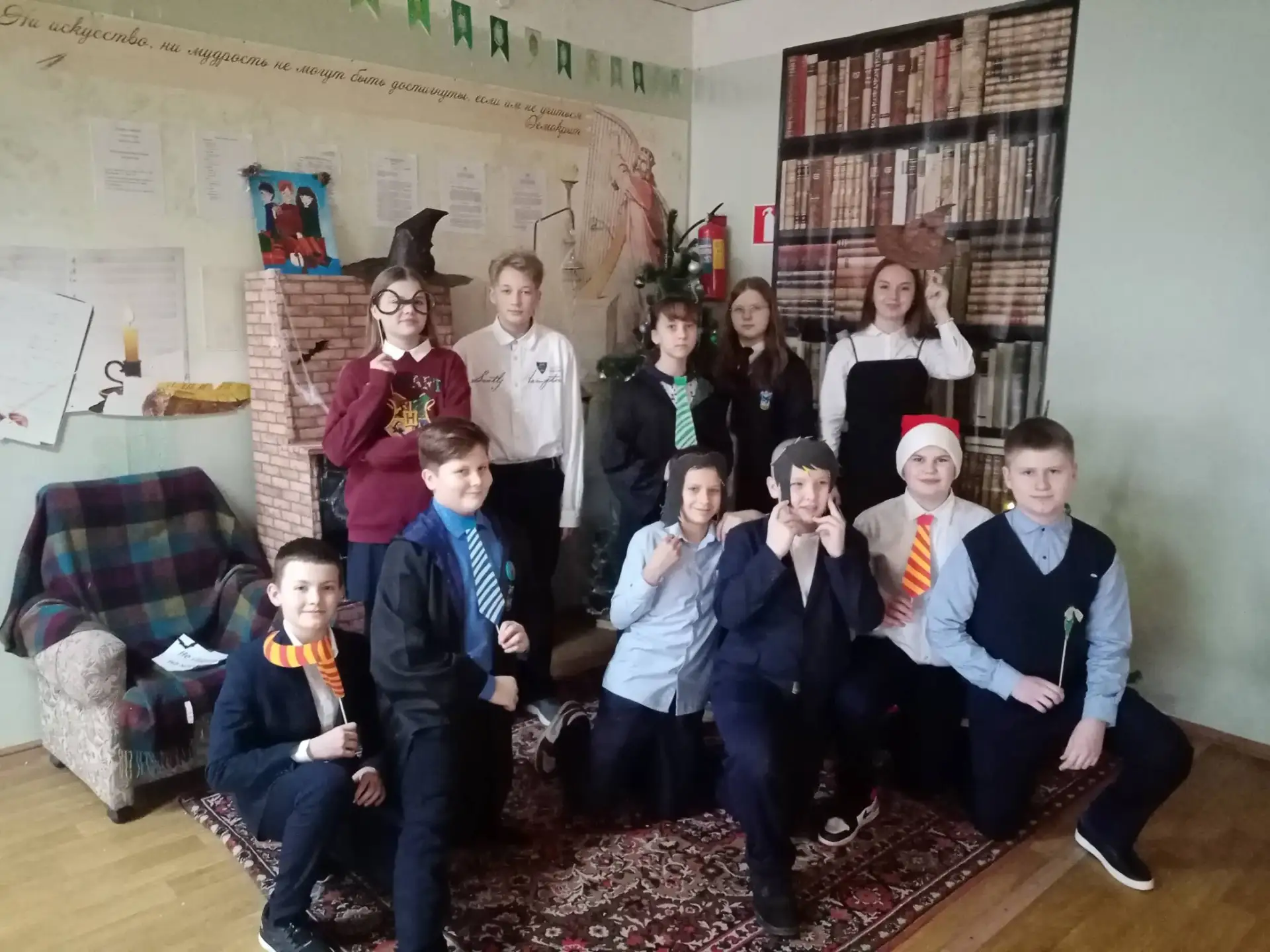✍Вперед, юнкор! С Вами Велислава Дьячкова, 6Д  💥Я начала недавно задумываться, кто делает нашу школу