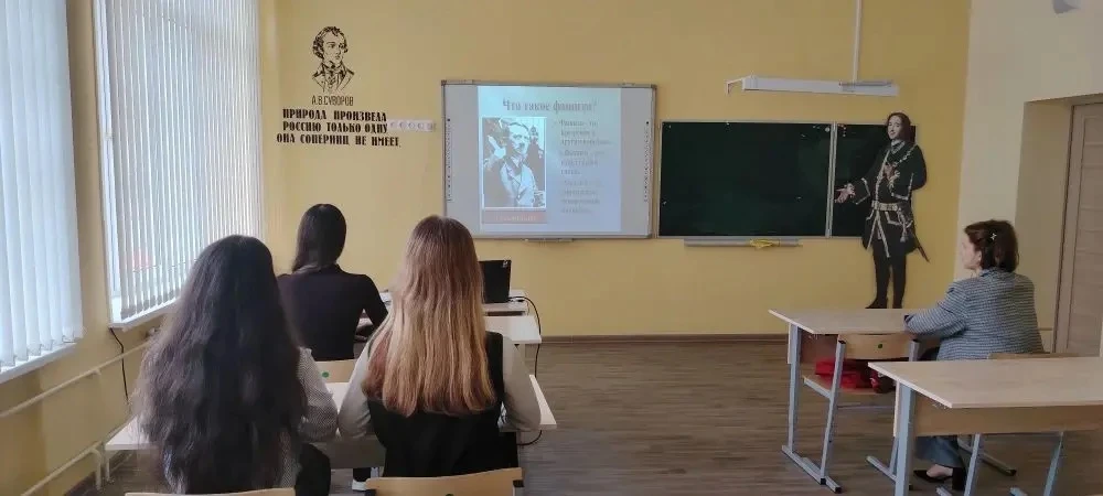 📢 В нашей школе прошел важный информационный час: «Страницы Нюрнбергского процесса»

Сегодня ученик