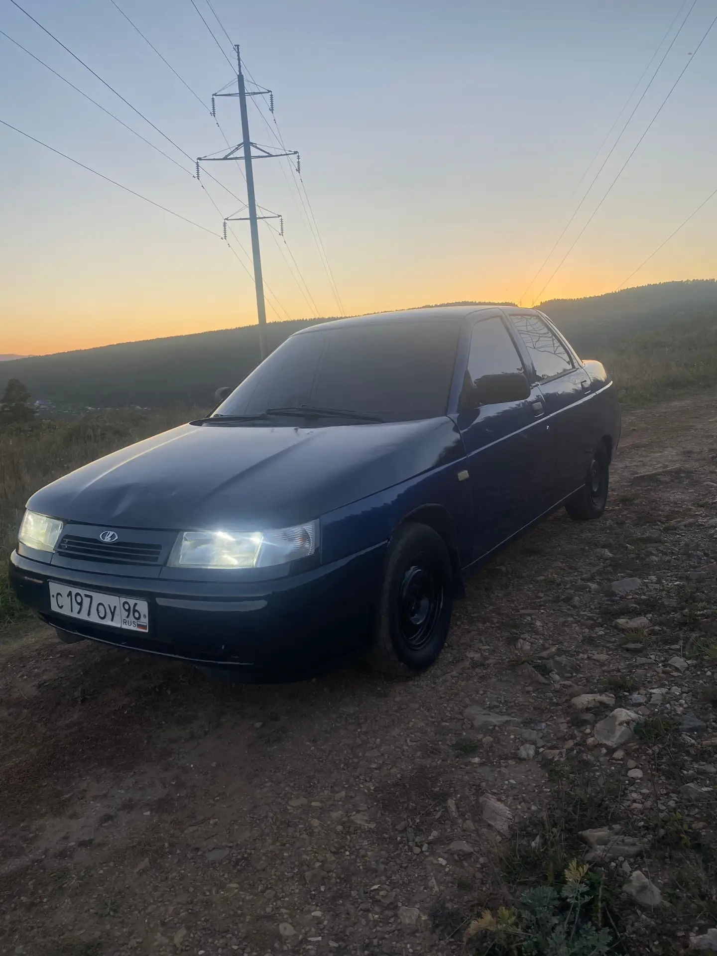 Продам ваз 2110