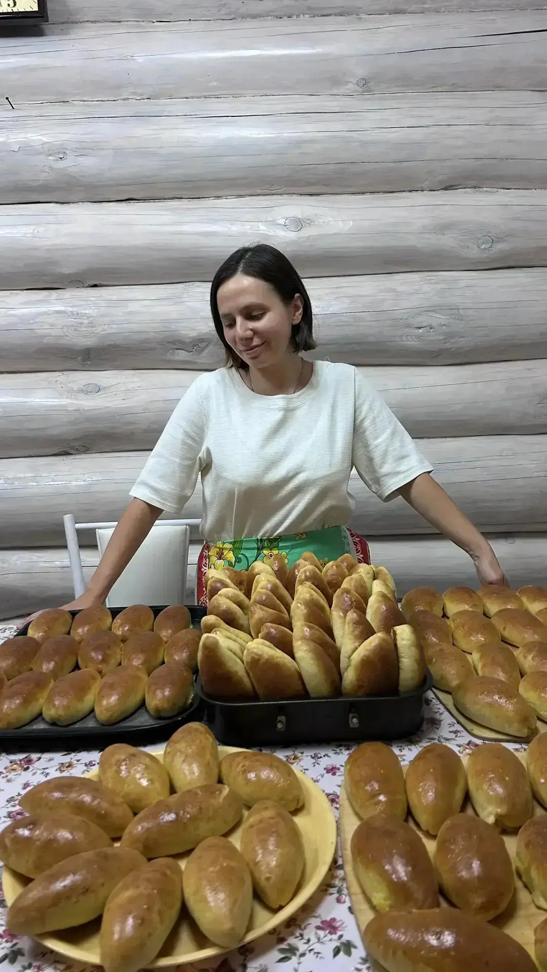 Давайте разбавим вечер рубрикой «Новые знакомства». Возможно среди ребят вы найдёте любимого блогера