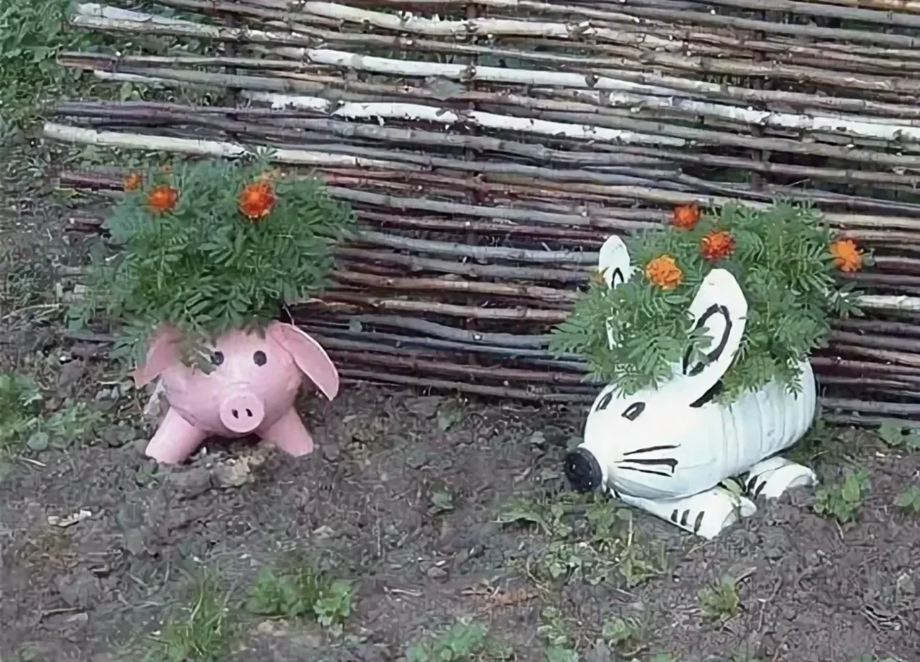 Пятилитровые бутылки