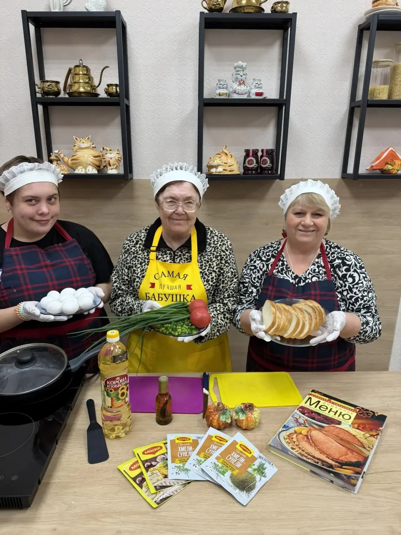 🍳Яичница в хлебе с помидором — это быстрый, уютный и невероятно аппетитный перекус.