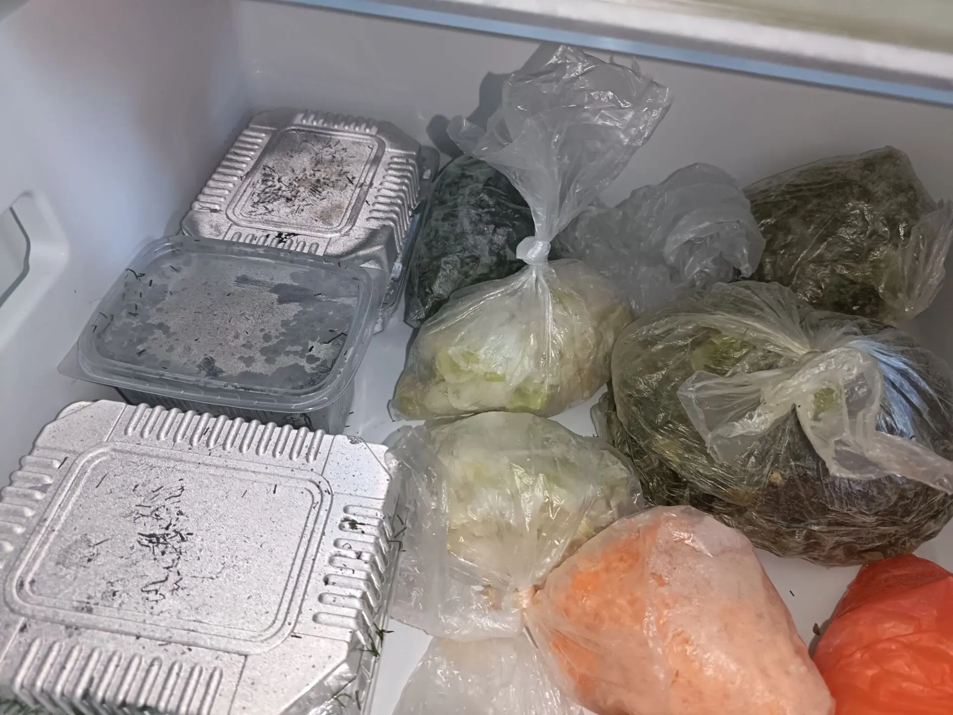 👩‍🍳🥦 Зимние заготовки в самом разгаре! Обучающиеся 8 и 9 классов активно осваивают с...