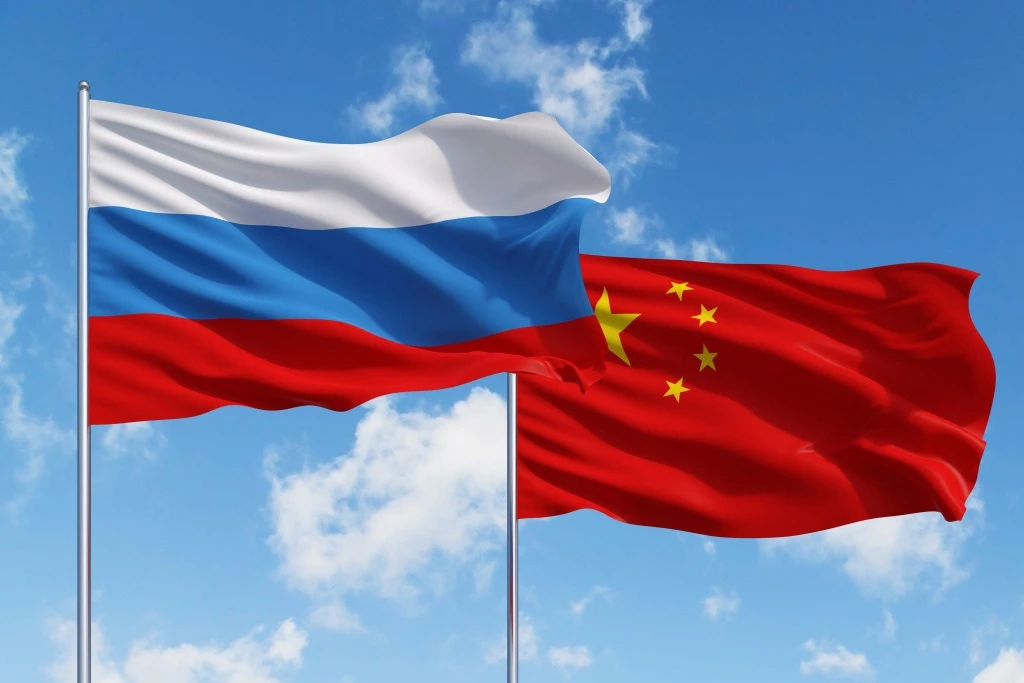 Амурская область и провинция Хэйлунцзян обсудили ключевые вопросы сотрудничества на ВЭФ...