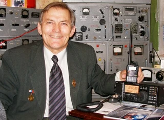 С юбилеем! 

От всего сердца поздравляем с юбилеем Валерия Васильевича.💐

 Здоровья, неукротимой эн