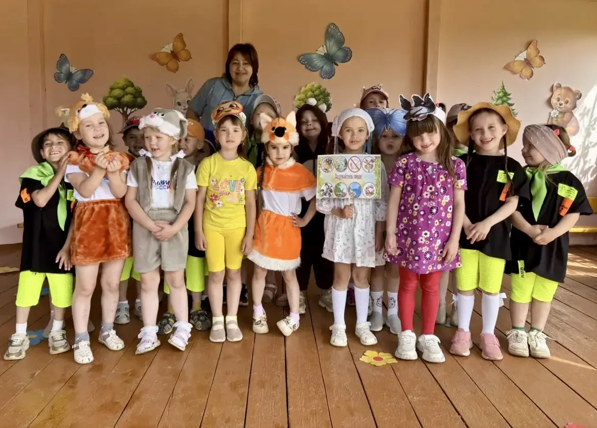 🎭 Колобок, который учил беречь природу!🌲

Друзья, наша Неделя Экологии подошла к концу, но мы прощ