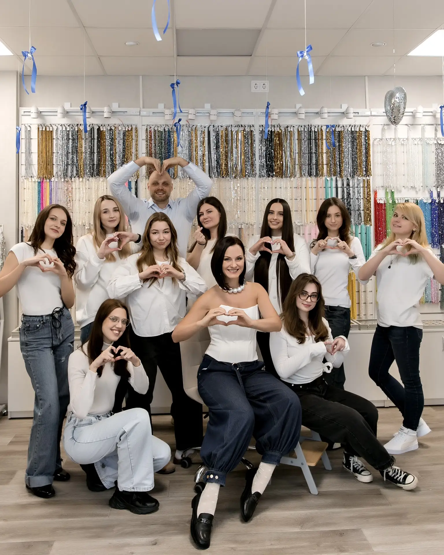 💙 6 июня - годовщина открытия нашего шоурума! 💙

Приглашаем вас отпраздновать этот день вместе с н