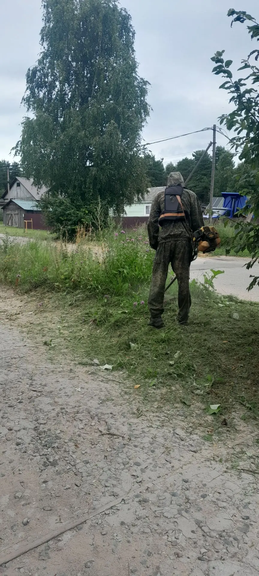 Уважаемые собственники и наниматели жилых помещений. В связи с отсутствием и трудностями ГСМ бензина