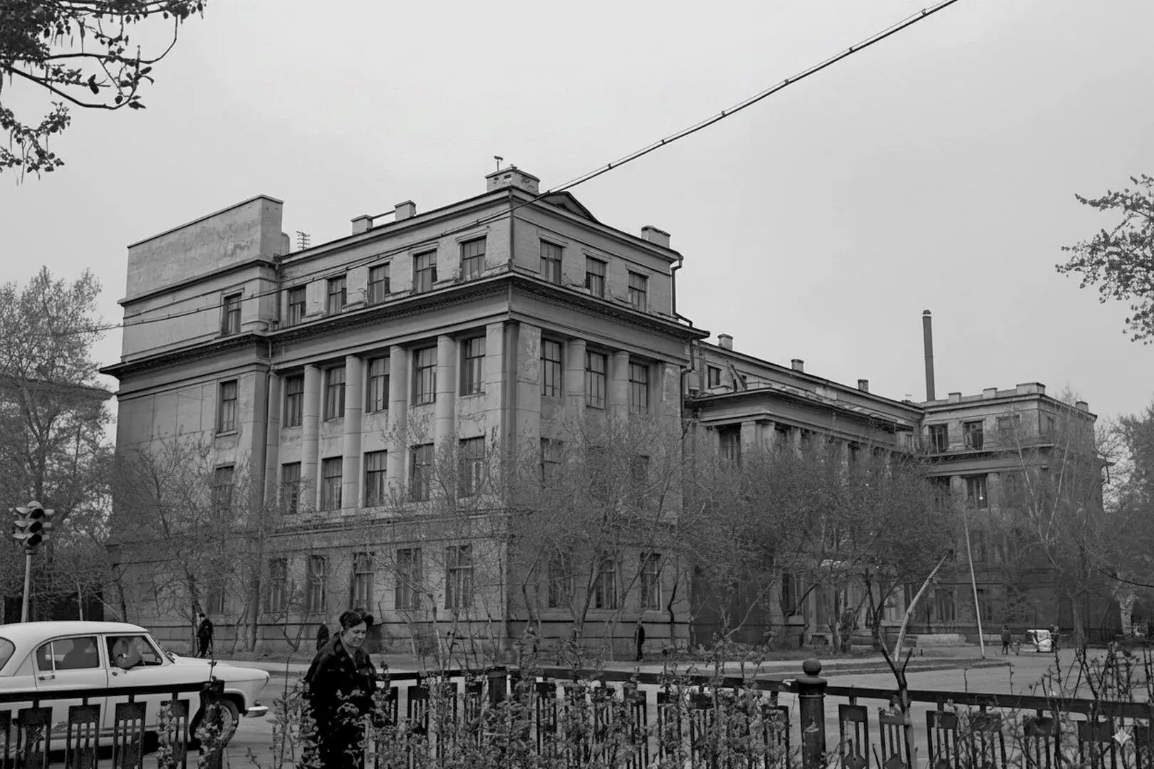 Техникум Совторговли - НИИТО (ул. Фрунзе, 17) Фото1970 год.