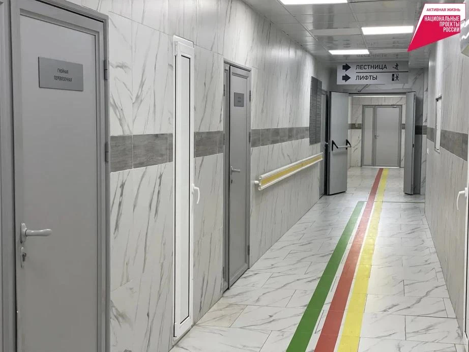 🏥 Новые стандарты среды: в больнице им. Сергеева отказываются от точечных ремонтов в п...