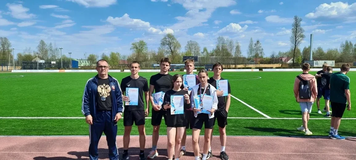 🥇 ПОБЕДА! 🥇В ходе всего учебного года наша школьная сборная сражалась в 13 официальны...