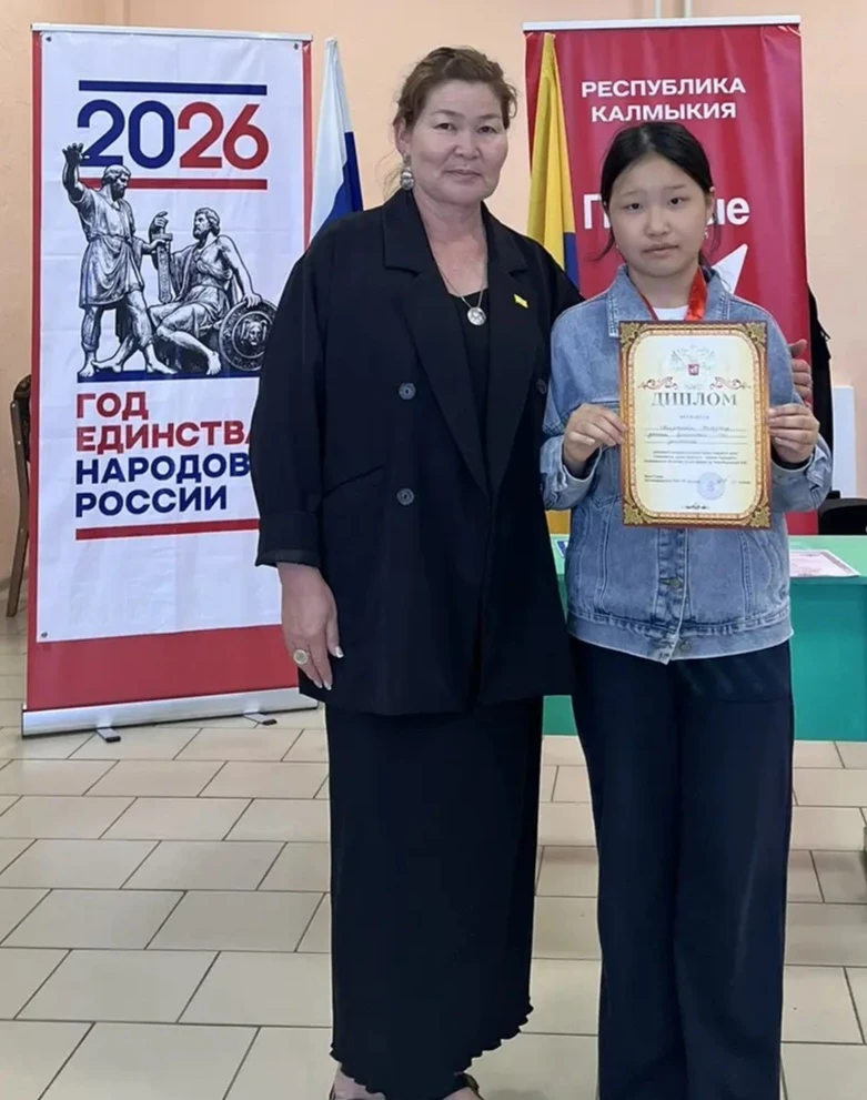 💥Сегодня прошла общешкольная линейка, на которой чествовали победителей и призеров оли...