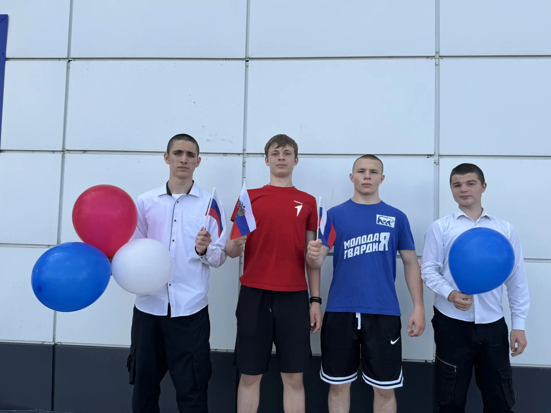 11 июня студенты Сердобского многопрофильного техникума вышли на улицы, чтобы провести патриотическу