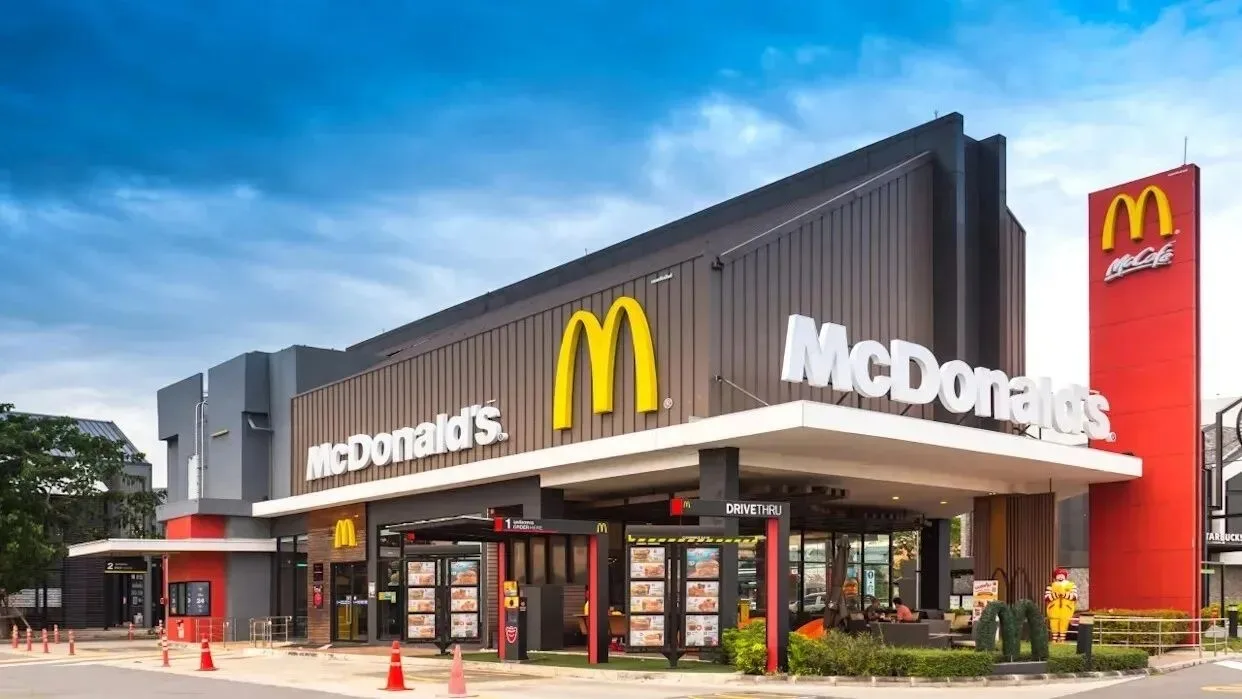 🍔 McDonald’s не вернётся: гендиректор «Вкусно — и точка» поставил точку