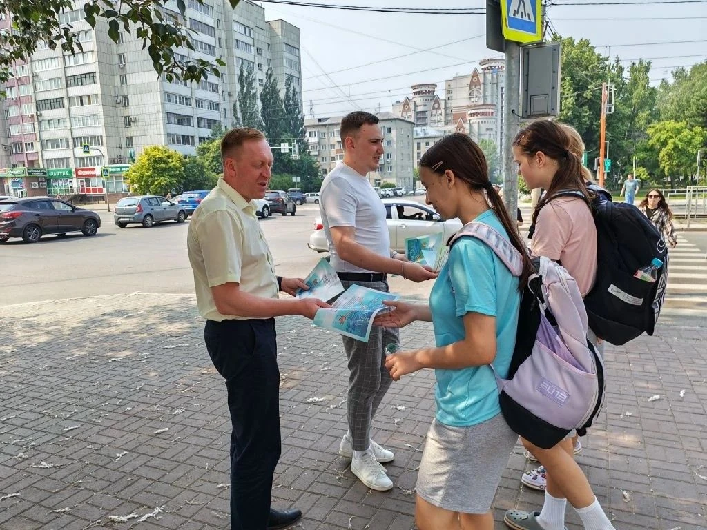 Профилактический рейд в Железнодорожном районе: жителям напомнили о правилах безопасности на воде
 
