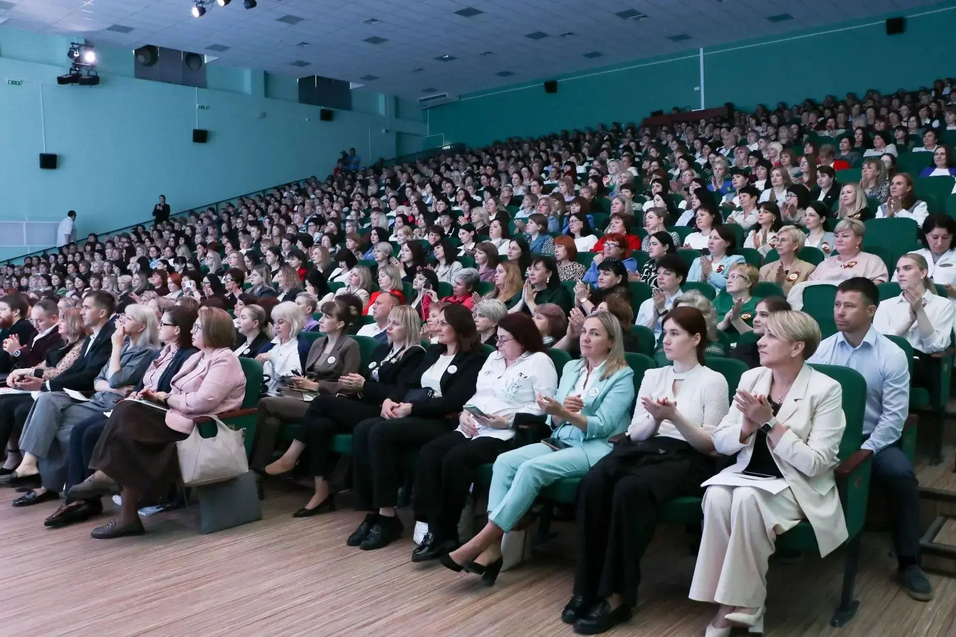 Делегация Кущёвского района приняла участие в XI форуме работников дошкольного образования Кубани👶  