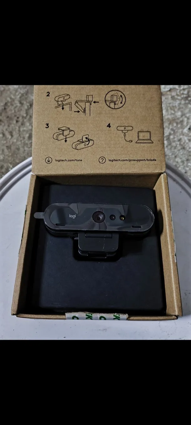 Веб-камера Logitech C1000e BRIO 4K PRO