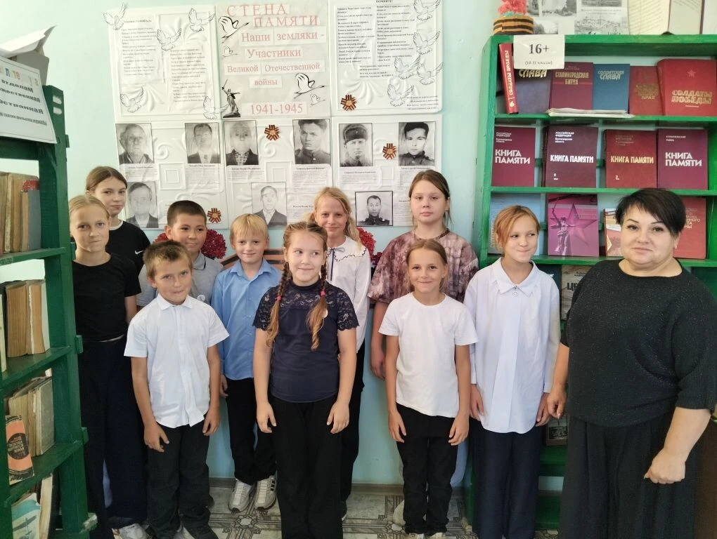 В рамках Всероссийского конкурса "Связующая нить народов России",который направлен на с...