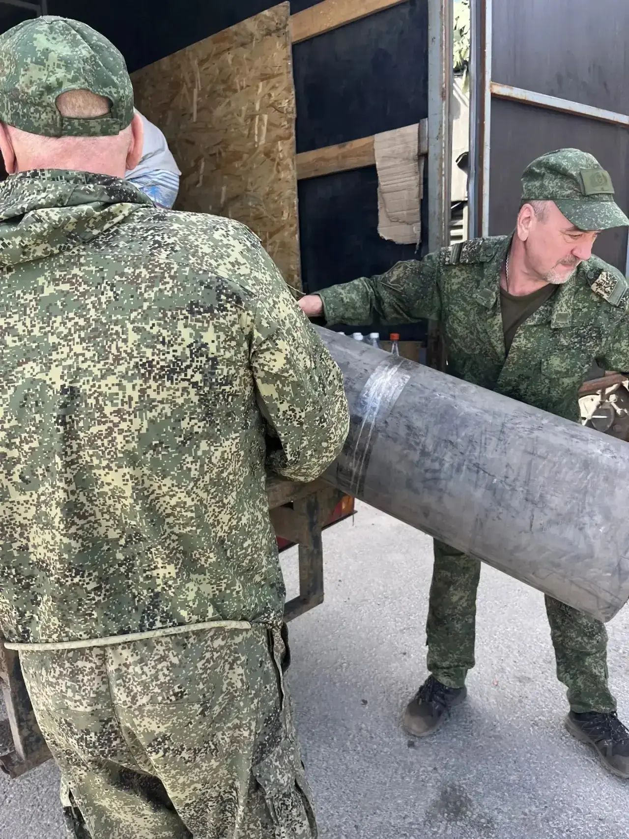 Очередная партия гуманитарного груза была собрана и доставлена на фронт нашим ребятам в...