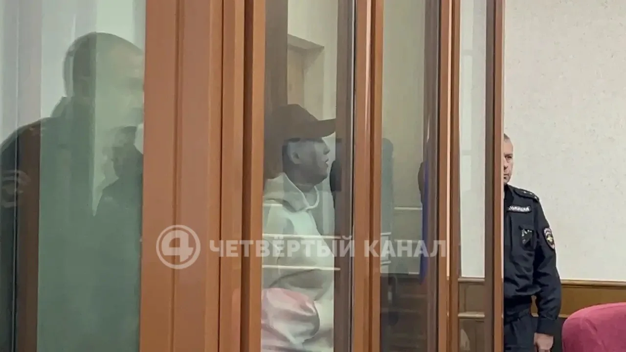 «Не верю, что она избила ребенка в гипсе» - отец осужденной за убийство сына намерен об...