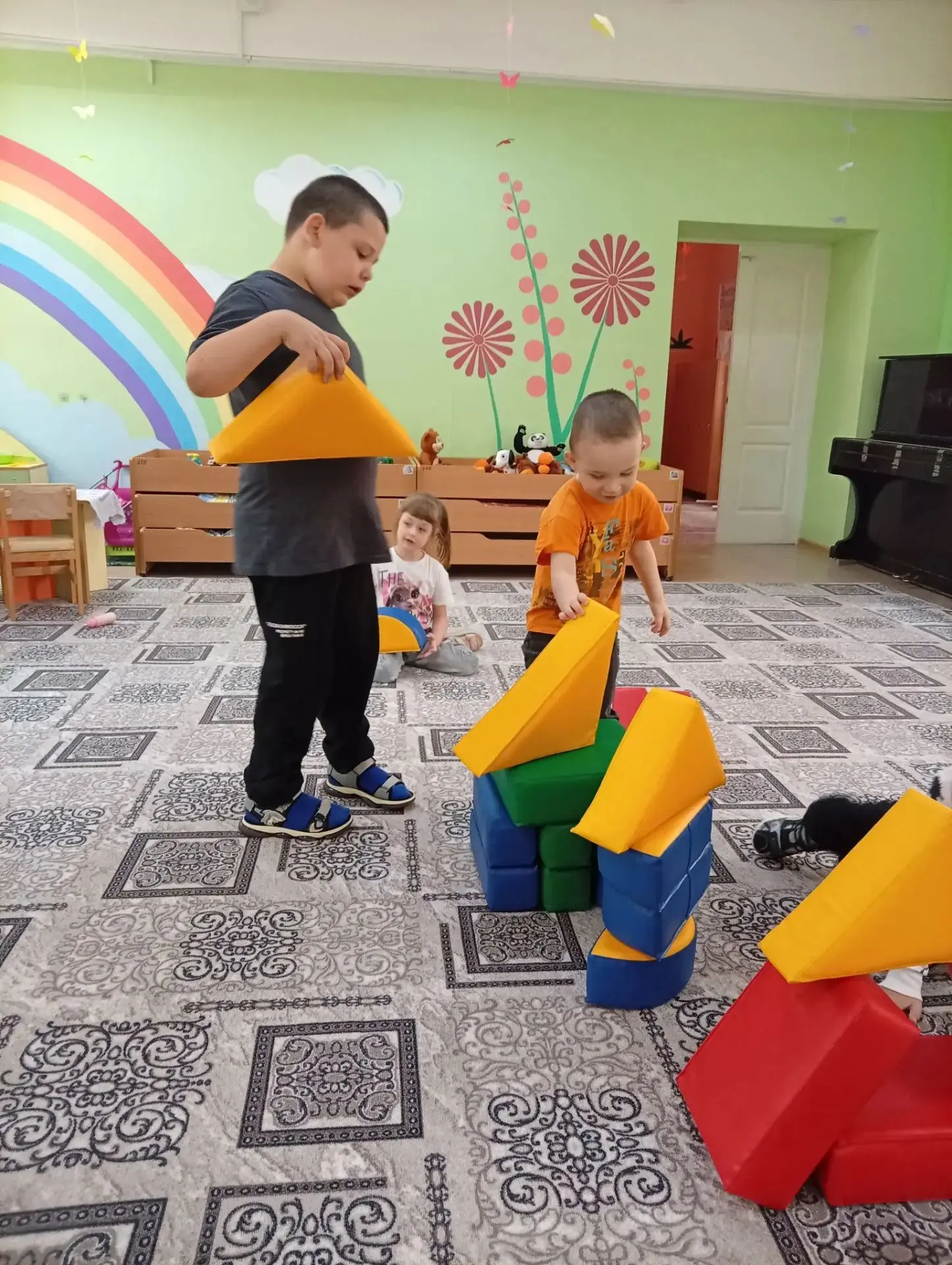 🏗️ Мир, который дети строят своими руками.
